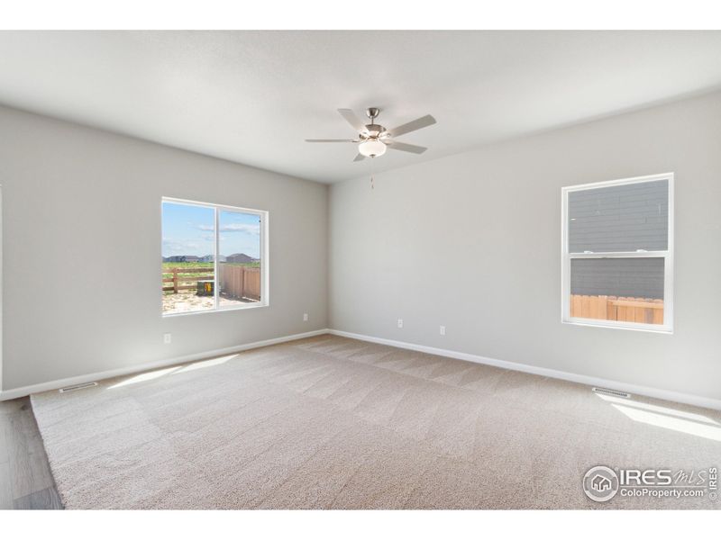 Spacious, unfurnished interior of a new home in Hidden Creek, Frederick (Image 17).