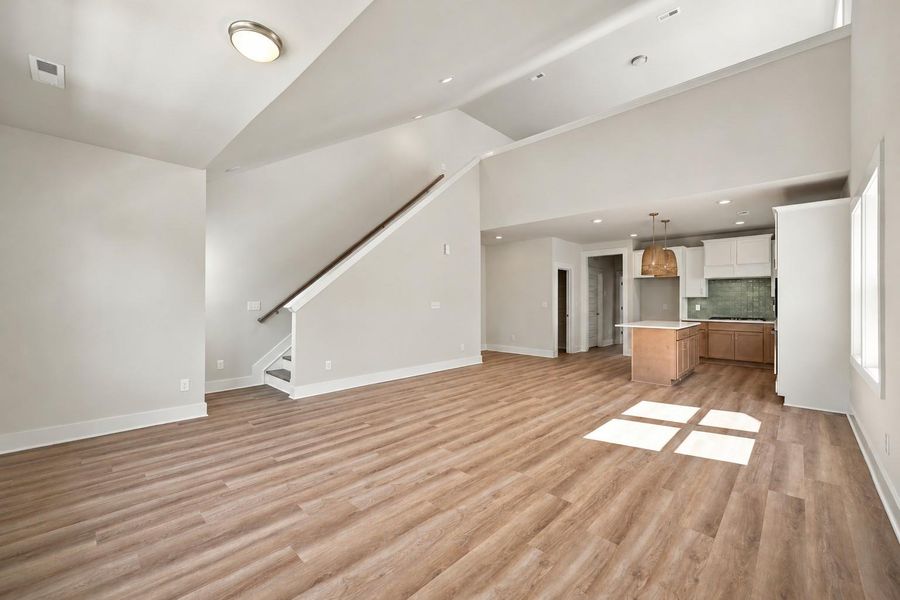 Spacious, unfurnished interior of a new home in Allen Park, Raleigh (Image 20).