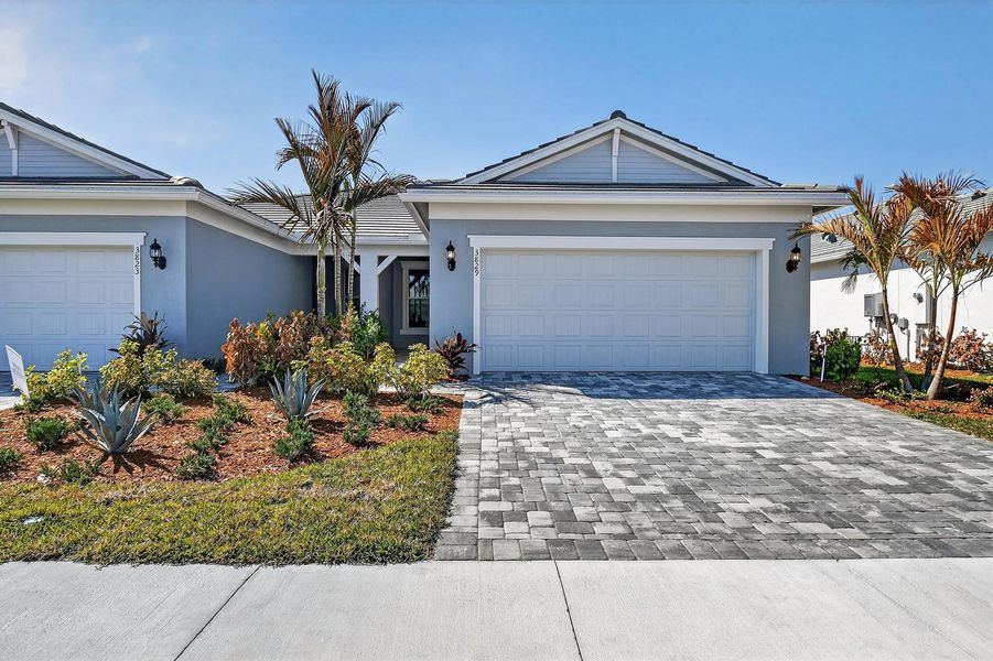 Lot4002-3829RussellCt(1) Lot4002-3829RussellCt(1)