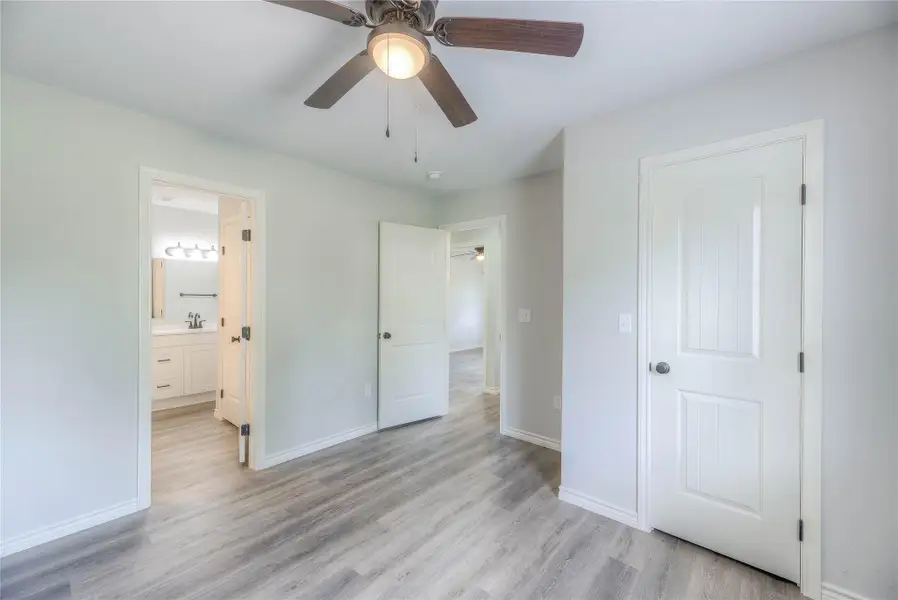 Master bedroom, walk in closet Master bedroom, walk in closet