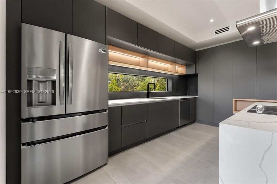 Furnished interior view inside a new home in , Key Largo (Image 11).