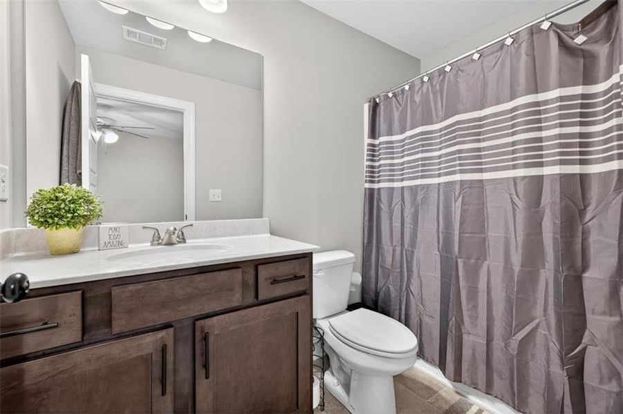 Furnished interior view inside a new home in Calgary Downs, Winder (Image 42). Furnished interior view inside a new home in Calgary Downs, Winder (Image 42).