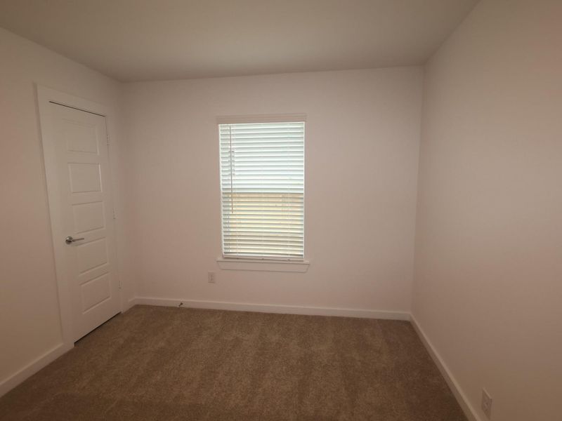 Spacious, unfurnished interior of a new home in Summerview, Fulshear (Image 35). Spacious, unfurnished interior of a new home in Summerview, Fulshear (Image 35).