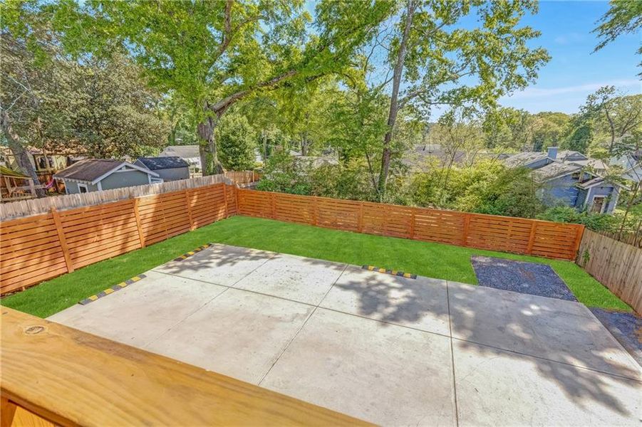 Exterior details and patio area of a home in , Atlanta (Image 25).