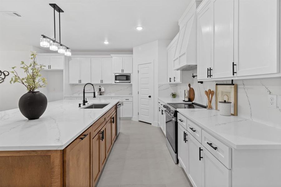 Furnished interior view inside a new home in , Fort Worth (Image 4).