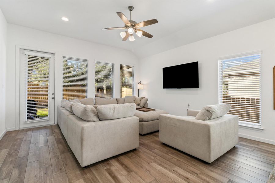 Furnished interior view inside a new home in Parkside On The River 45', Georgetown (Image 24).