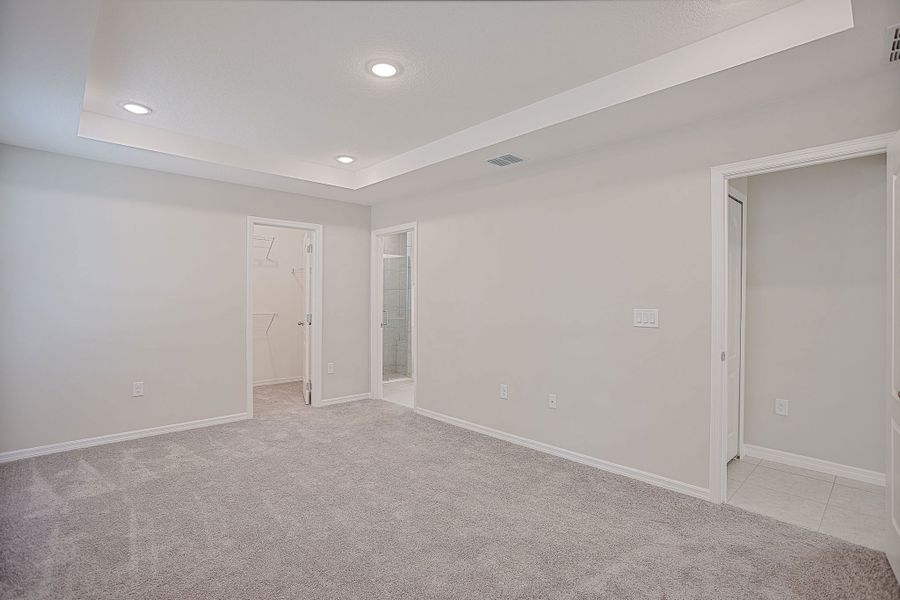 Representative unfurnished interior of a home built from the Avalon by Maronda Homes in Mascotte & Groveland, Mount Plymouth (Image 23).