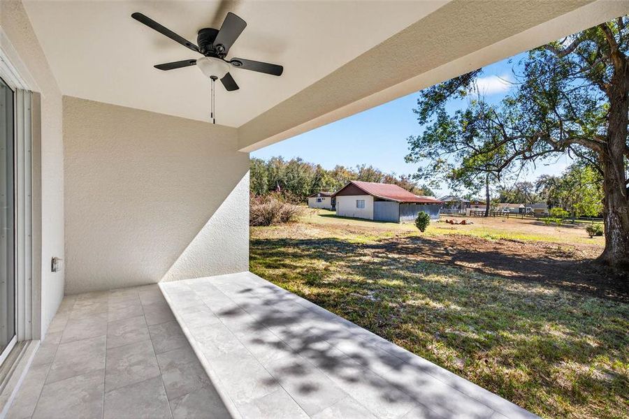 Exterior details and patio area of a home in , Dade City (Image 30).