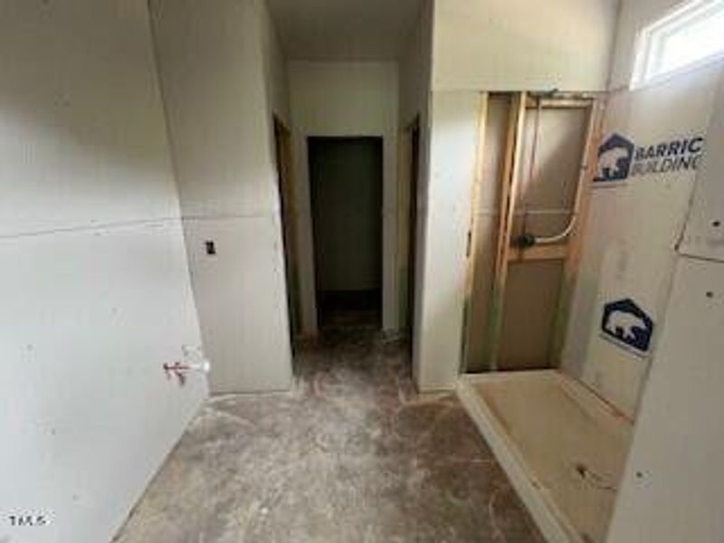 Spacious, unfurnished interior of a new home in Wellers Knoll, Lillington (Image 44).