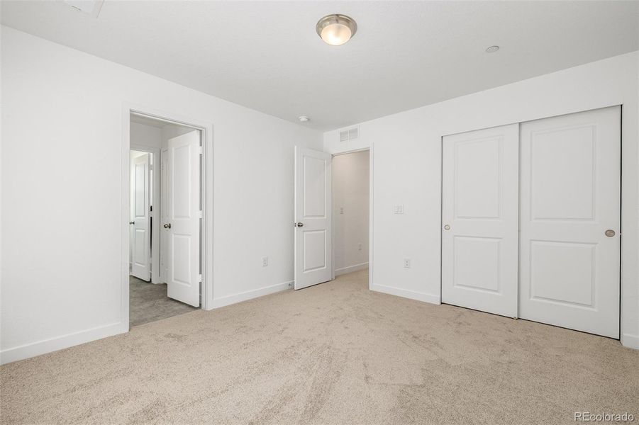 Bedroom #2 w/Jack N Jill Access Bedroom #2 w/Jack N Jill Access