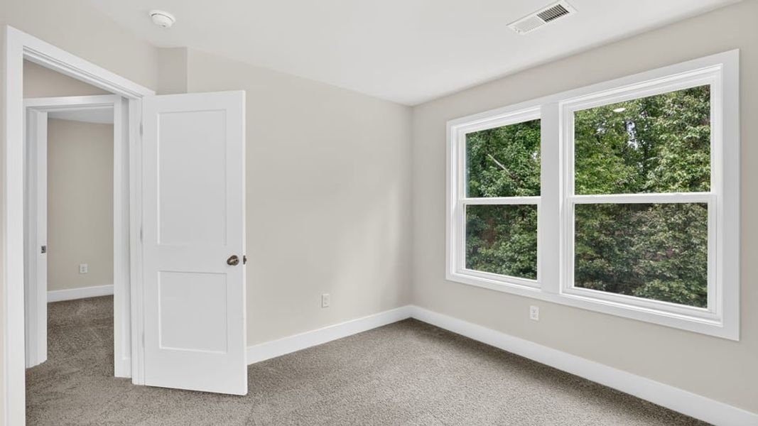 Spacious, unfurnished interior of a new home in Hidden Hills, Spartanburg (Image 27). Spacious, unfurnished interior of a new home in Hidden Hills, Spartanburg (Image 27).