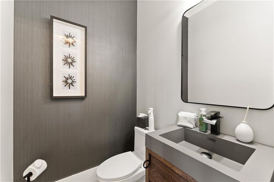 Furnished interior view inside a new home in , Jefferson (Image 87).