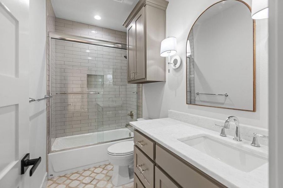 Furnished interior view inside a new home in , Gordonville (Image 10).