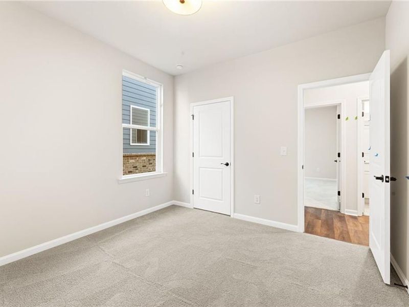 Spacious, unfurnished interior of a new home in Kelly Preserve, Loganville (Image 21).