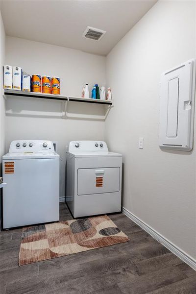 Furnished interior view inside a new home in , Fort Worth (Image 19).