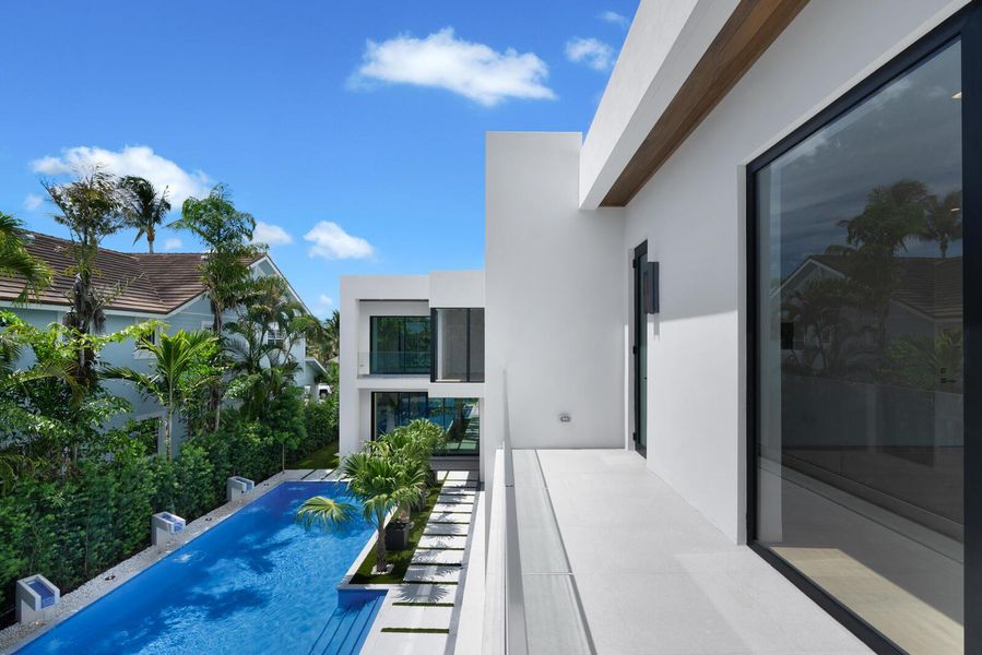 Front exterior of a new home in , West Palm Beach, FL, highlighting curb appeal (Image 23).
