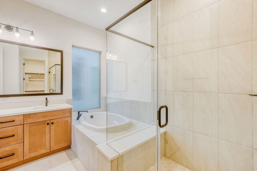 Furnished interior view inside a new home in 6 Creeks, Kyle (Image 6).