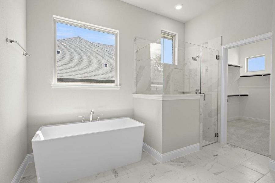 Furnished interior view inside a new home in Kentsdale Farms, DeSoto (Image 16).