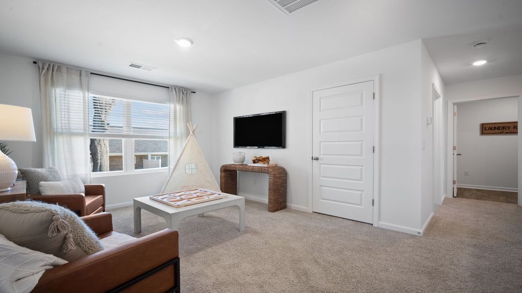Furnished interior view inside a new home in Stockyard, Statesboro (Image 34).