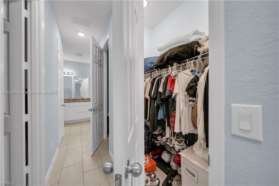 Image 38 of a home in . Image 38 of a home in .