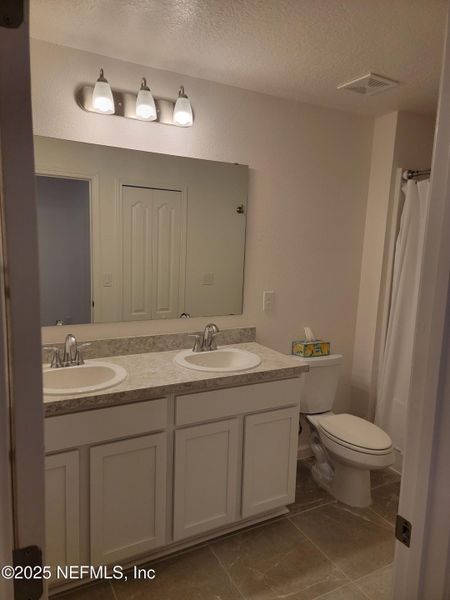 Furnished interior view inside a new home in , Jacksonville (Image 4).