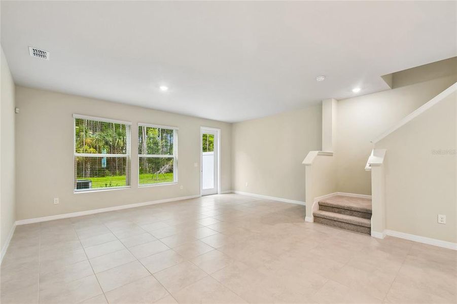 Spacious, unfurnished interior of a new home in Preserve at The Cays – The Harbor Series, Daytona Beach (Image 18). Spacious, unfurnished interior of a new home in Preserve at The Cays – The Harbor Series, Daytona Beach (Image 18).