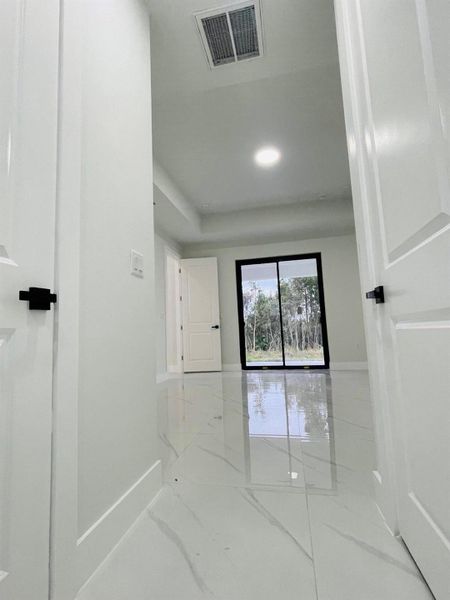 Spacious, unfurnished interior of a new home in , Lehigh Acres (Image 13). Spacious, unfurnished interior of a new home in , Lehigh Acres (Image 13).