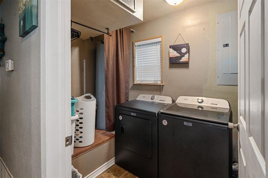 Furnished interior view inside a new home in , Gun Barrel City (Image 26).