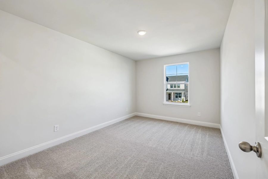 Spacious, unfurnished interior of a new home in Cades Bluff, Lebanon (Image 37).