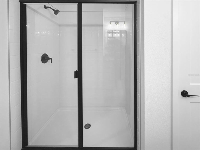 Close-up of interior finishes inside a home in Arbor Park, Leesburg (Image 5).