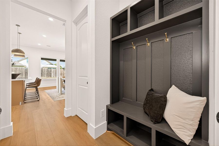 Furnished interior view inside a new home in , Tomball (Image 31). Furnished interior view inside a new home in , Tomball (Image 31).