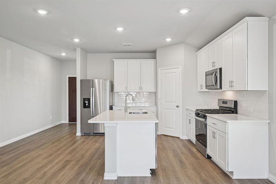 Photo is not of the actual home, but is an inspirational photo of builder’s model home and may depict options, furnishings, and/or decorator features that are not included.