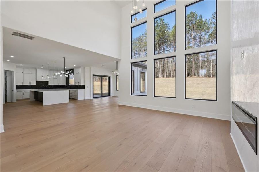 Spacious, unfurnished interior of a new home in , Auburn (Image 55).