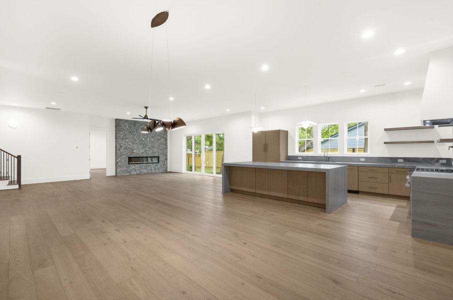 Spacious, unfurnished interior of a new home in , Mount Pleasant (Image 57).
