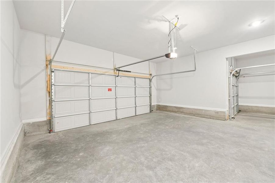 Spacious, unfurnished interior of a new home in Fowler Farms, Auburn (Image 38).