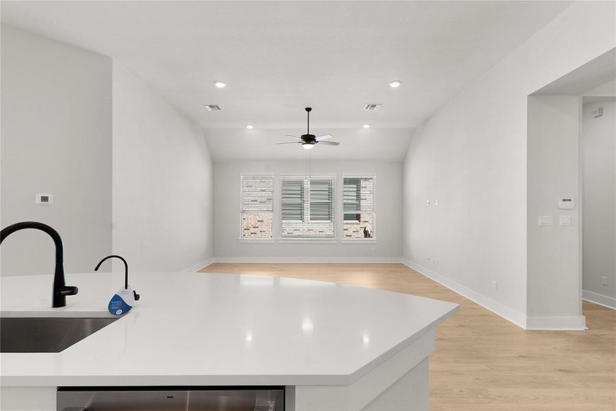 *PHOTO REPRESENTATIVE OF FLOORPLAN ONLY* *PHOTO REPRESENTATIVE OF FLOORPLAN ONLY*