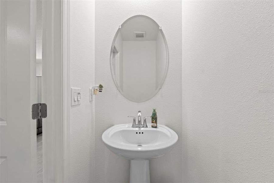 Image 36 of a home in Mirada.