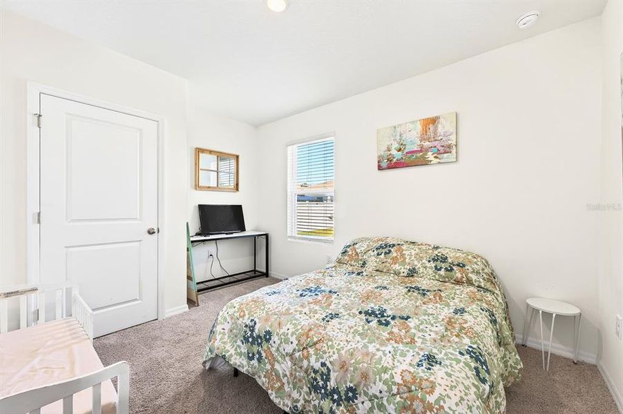 Furnished interior view inside a new home in Magnolia Pointe, Umatilla (Image 19).