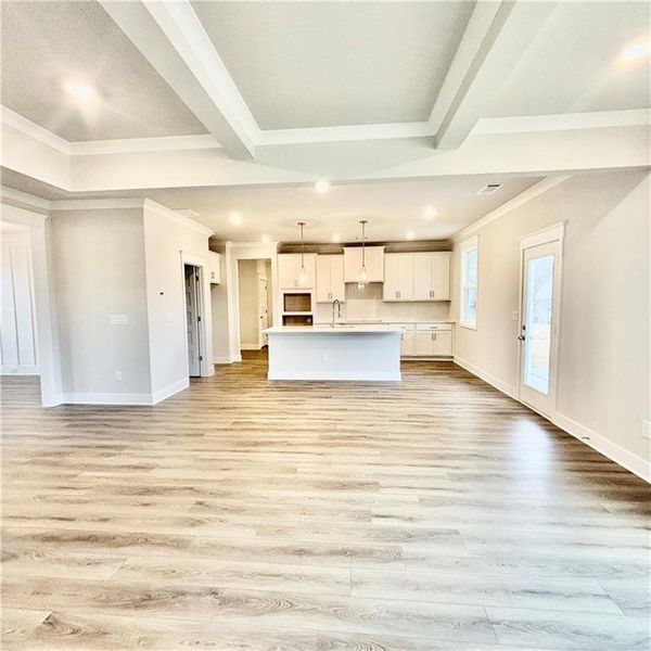 Spacious, unfurnished interior of a new home in Rosewood Lake Estates, Hoschton (Image 12).