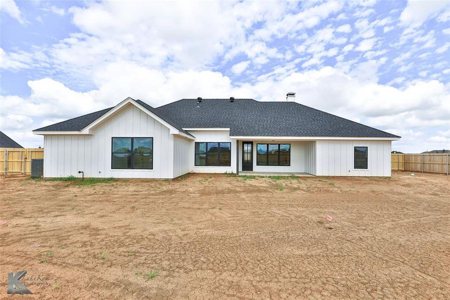 Front exterior of a new home in , Tuscola, TX, highlighting curb appeal (Image 23). Front exterior of a new home in , Tuscola, TX, highlighting curb appeal (Image 23).