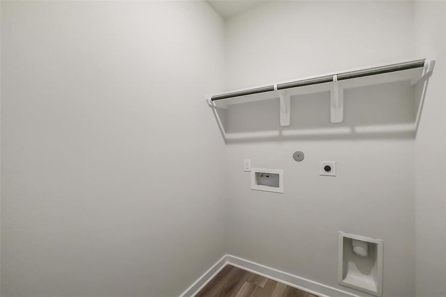 Image 32 of a home in Emberly.