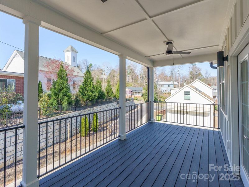 Image 34 of a home in .