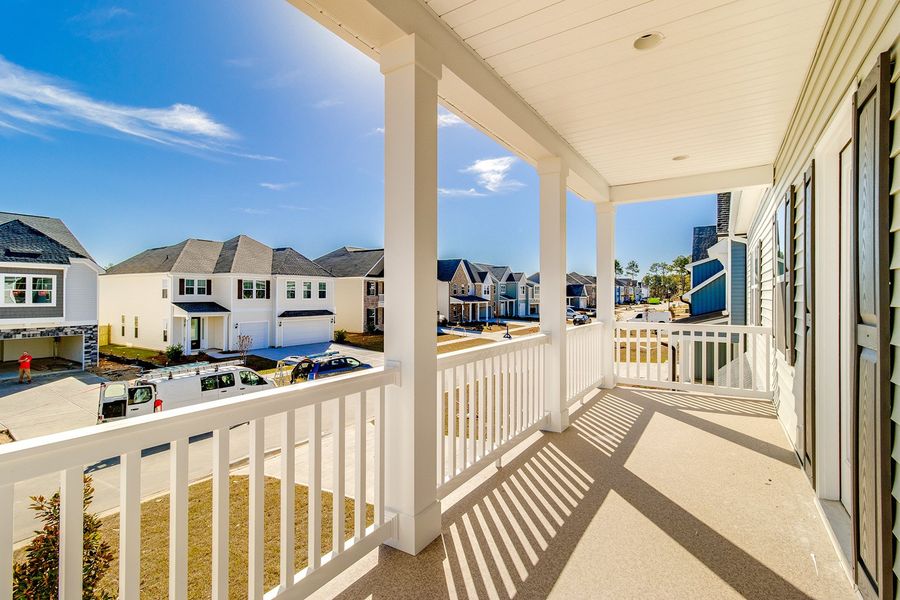 Exterior details and patio area of a home in Hendrix Farms, Lexington (Image 3).