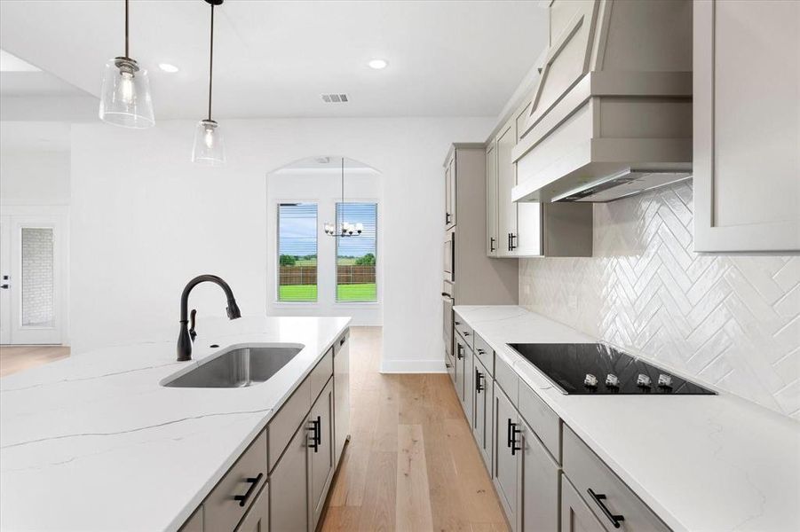 Furnished interior view inside a new home in , Venus (Image 14).