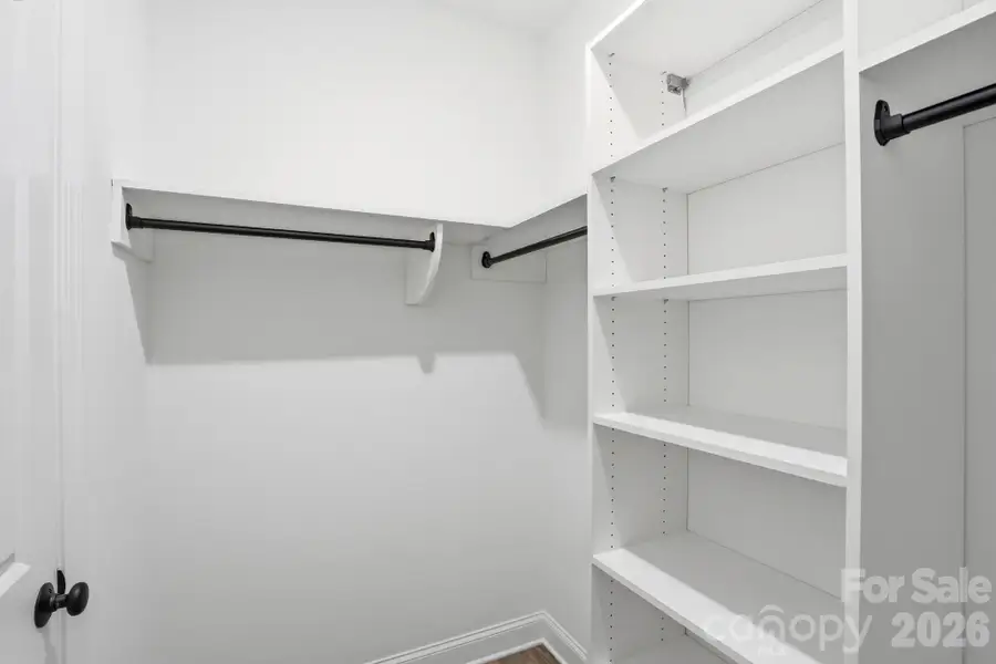 Image 36 of a home in .