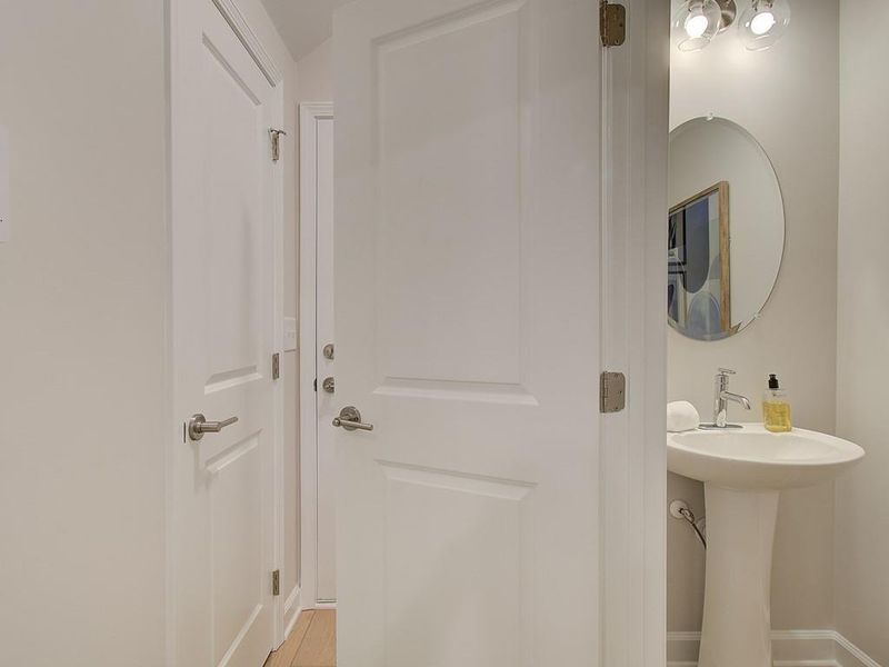 Image 34 of a home in Bluffs at Bells Ferry.