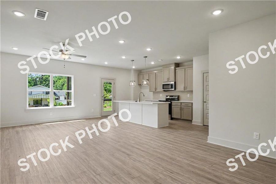 Image 13 of a home in .