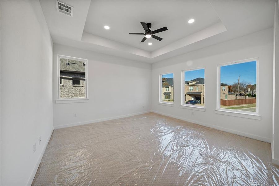 Spacious, unfurnished interior of a new home in , Garland (Image 20).