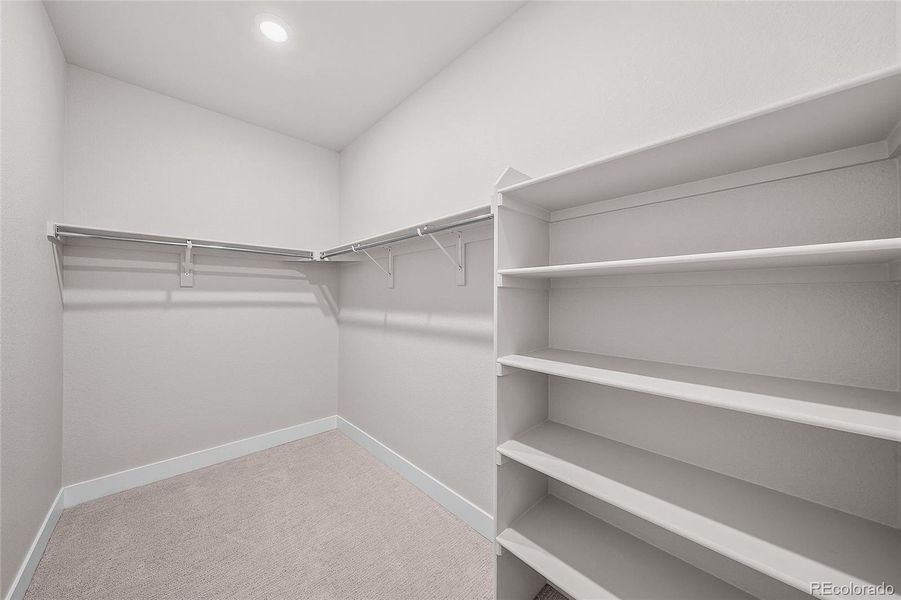 Spacious, unfurnished interior of a new home in , Littleton (Image 24).