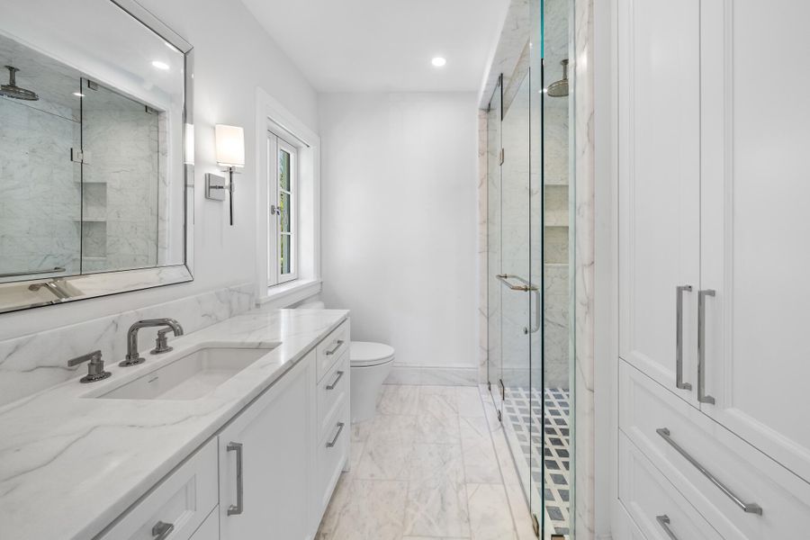 42 - Primary Closet 1